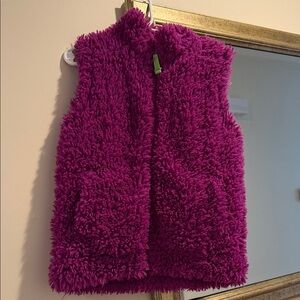 Boden Fuzzy Zip-Front Vest - Magenta